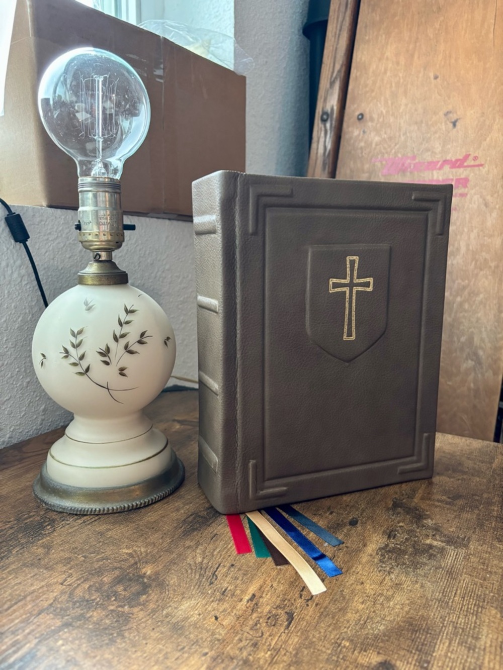 Geneva Bible 1560 Leather Bound Rebound Handmade Gold Cross 6 Ribbons